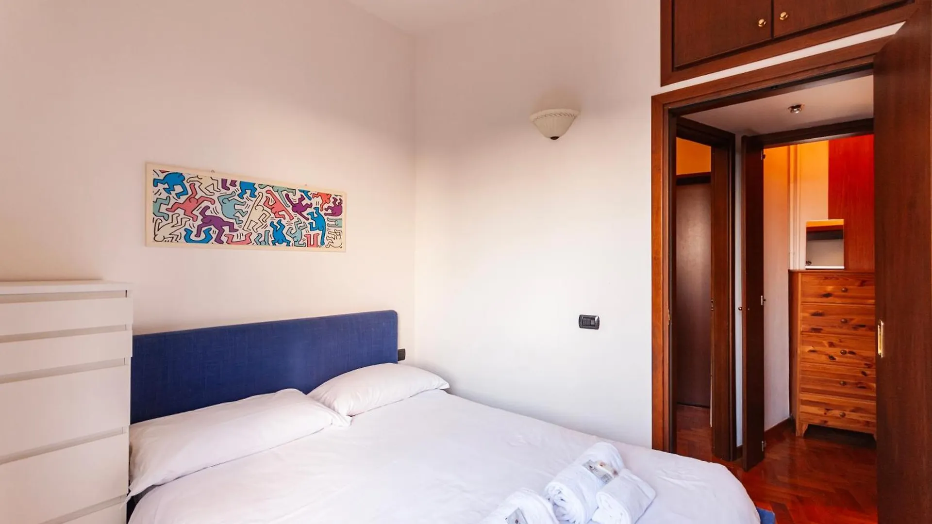 Youhosty - Porta Romana Apartment Milán